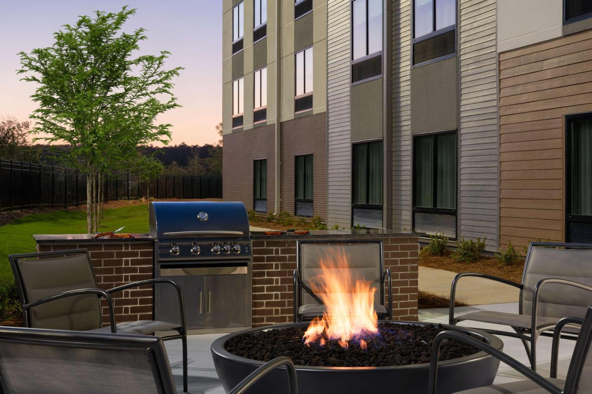 Hyatt Studios Mobile/Tillmans Corner Exterior photo